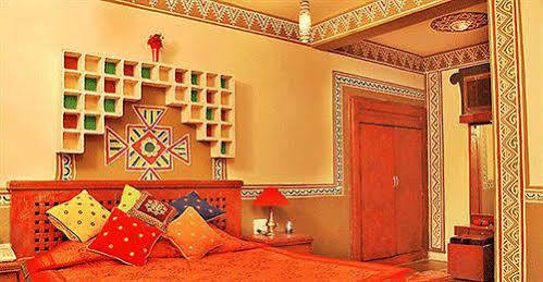 Chokhi Dhani Indore Exterior photo